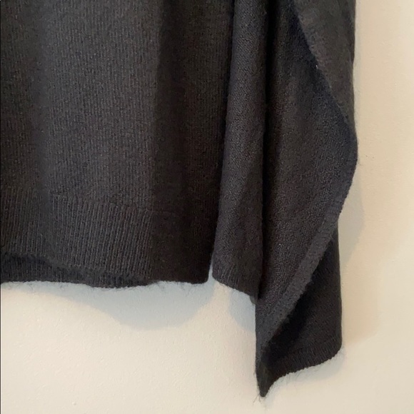 NWT Black Knit Sweater Cape Wendy Williams for HSN - Picture 4 of 8